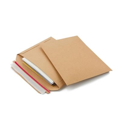 편리하고 내구성 있는 배달 패키지 책용 재활용 크래프트 확장 가능한 딱딱한 메일러